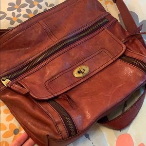 Gorgeous Fossil berry leather cross body purse/bag